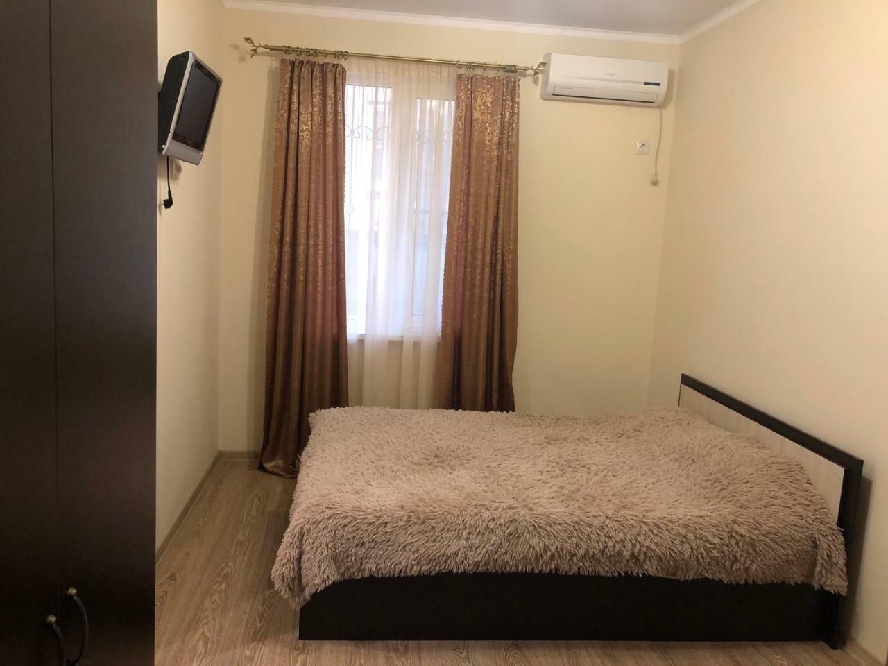 سوخومي Guest House Nadia المظهر الخارجي الصورة