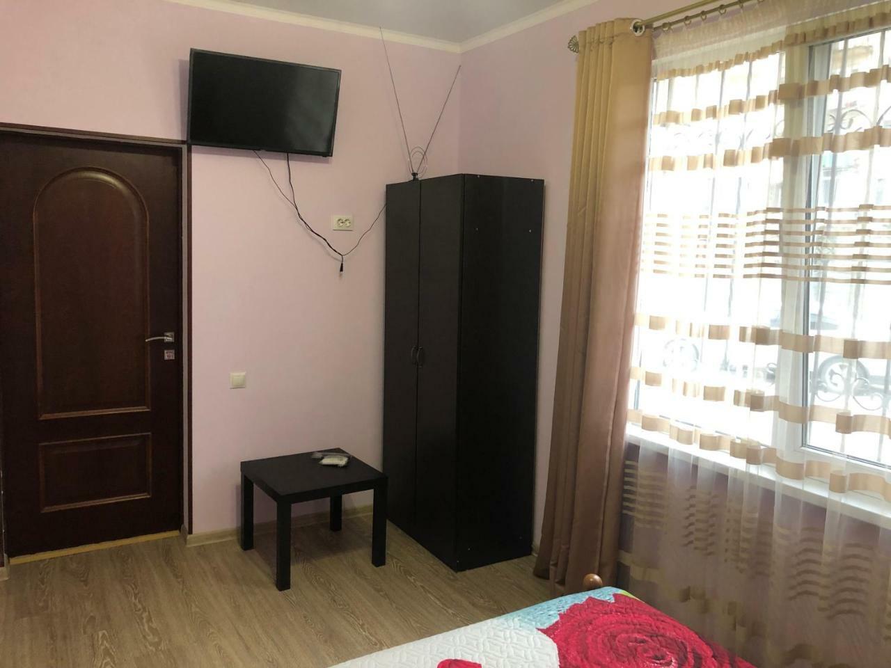 سوخومي Guest House Nadia المظهر الخارجي الصورة